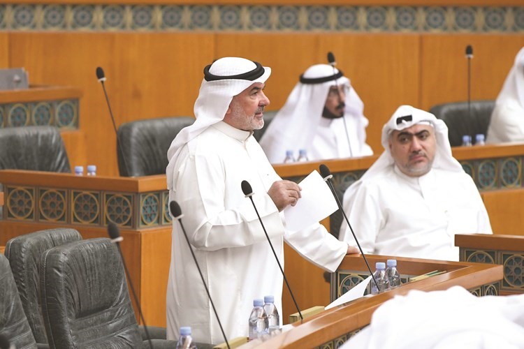 صالح عاشور﻿
