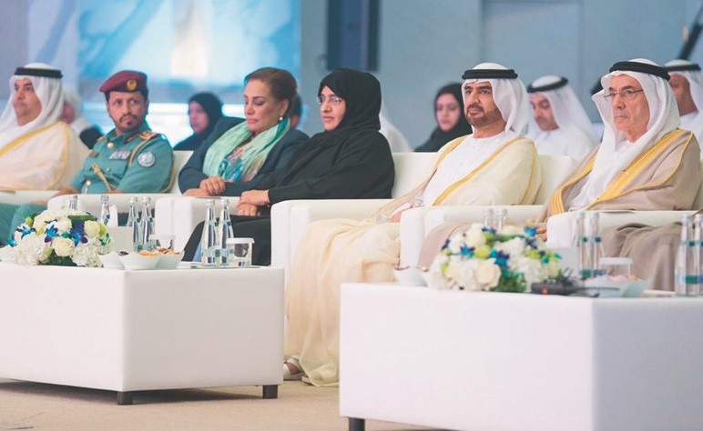 سمو الشيخ عبدالله بن سالم القاسمي وخولة الملا في مقدمة الحضور﻿