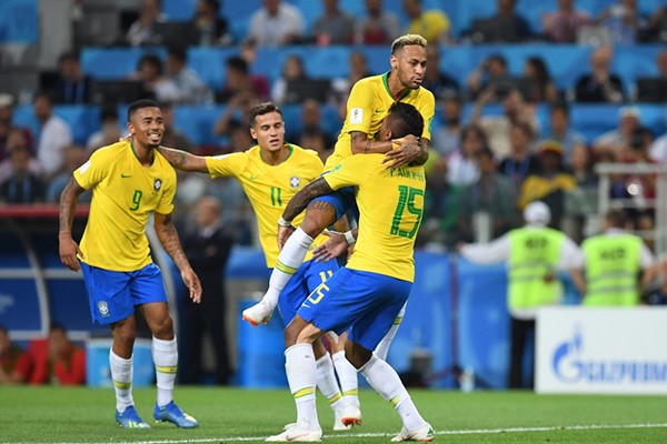البرازيل تتقدم بهدفين على صربيا