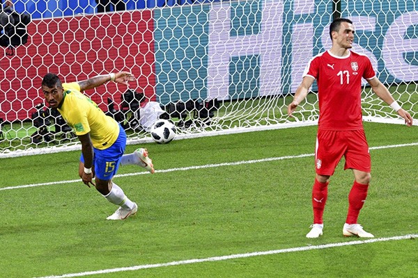 البرازيل تتقدم بهدفين على صربيا