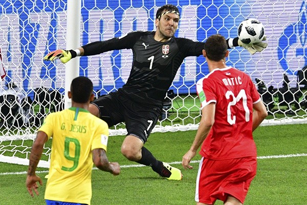 البرازيل تتقدم بهدفين على صربيا