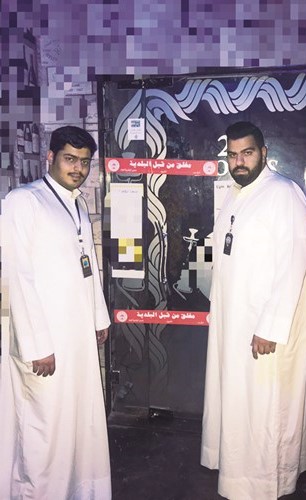 إغلاق مقهى مخالف ﻿