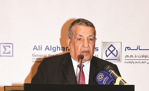علي الغانم متحدثا﻿