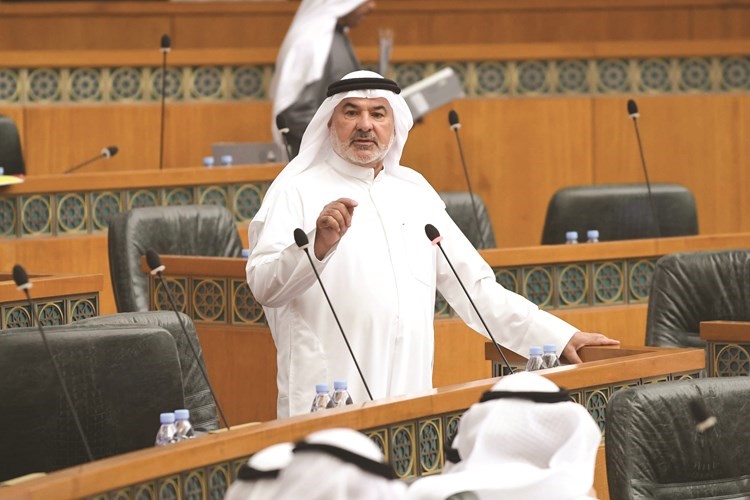 صالح عاشور﻿
