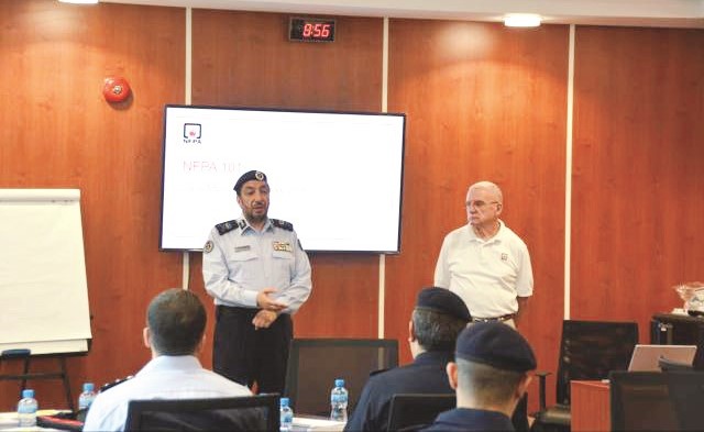 إحدى محاضرات الدورة﻿