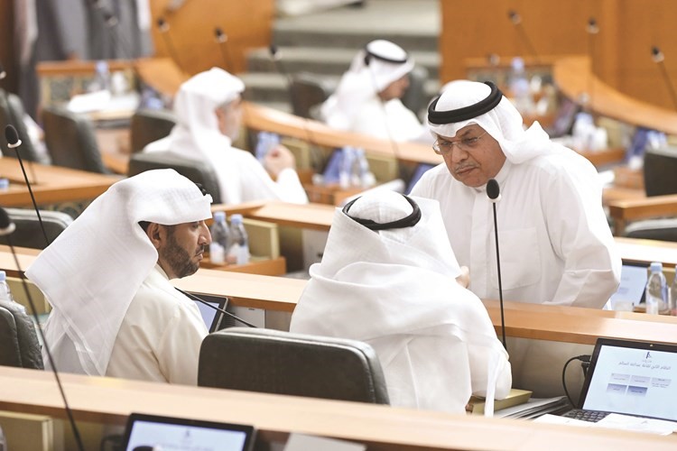 الشيخ خالد الجراح في حوار مع محمد الدلال وأسامة الشاهين﻿