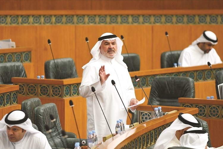 صالح عاشور﻿