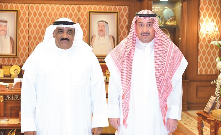 الشيخ فيصل الحمود مستقبلا مبارك الشايع﻿