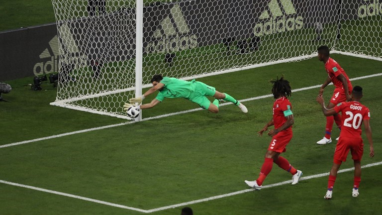لاعب تونس وهبي خزري يسجل الهدف الثاني في مرمى بنما