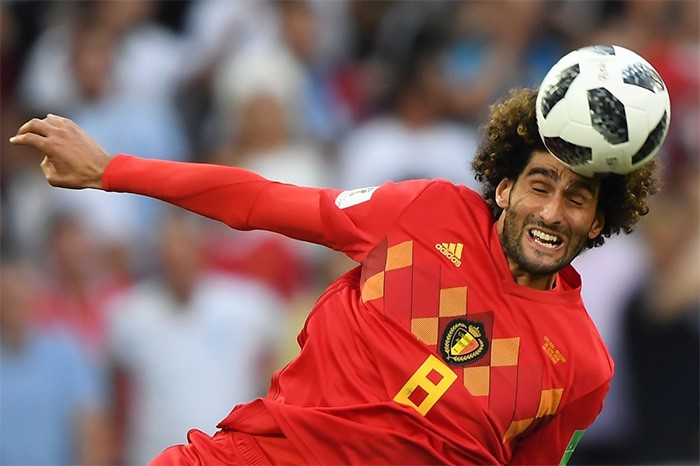 لاعب بلجيكا عدنان يانوزاي يسجل الهدف الاول في مرمى انجلترا