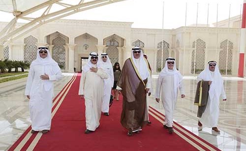  ﻿الشيخ صباح الخالد لدى مغادرته وفي وداعه السفير خالد الجارالله والسفير الشيخ د.أحمد ناصر المحمد والسفير ضاري العجران﻿