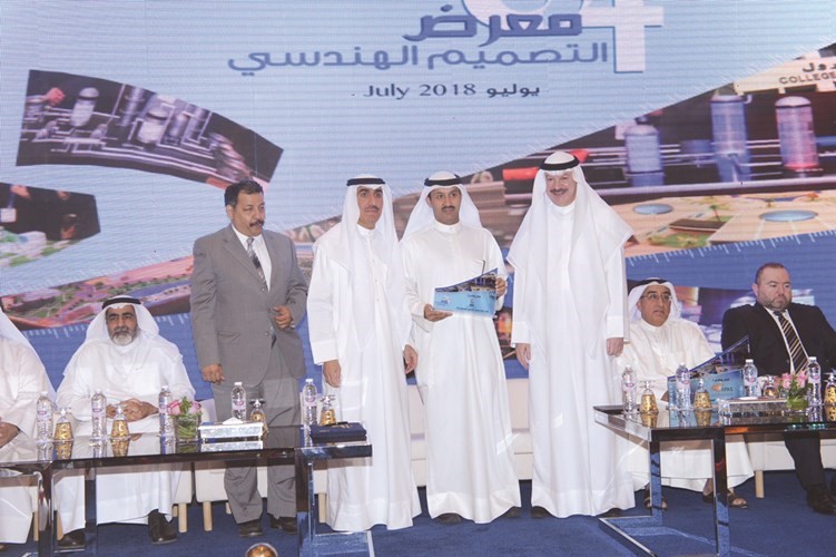 جامعة الكويت افتتحت معرض التصميم الهندسي بمشاركة 111 مشروعاً طلابياً