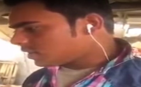بالفيديو.. آسيوي يثير الجدل لإتقانه اللهجة الحساوية