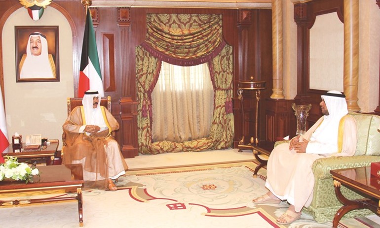 سمو ولي العهد مستقبلا الشيخ أحمد المنصور﻿