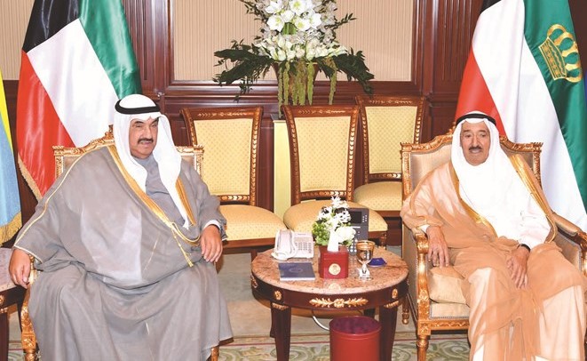 صاحب السمو الأمير الشيخ صباح الأحمد مستقبلا سمو الشيخ ناصر المحمد﻿
