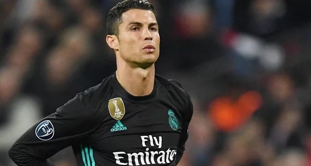 رونالدو يتوصل لاتفاق بشأن الانتقال ليوفنتوس مقابل 30 مليون يورو سنوياً
