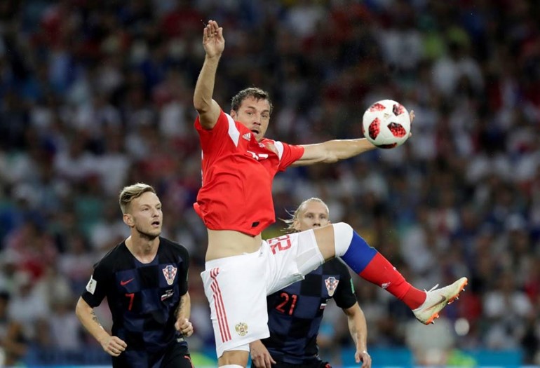 كرواتيا تقصي روسيا بركلات الترجيح 4-3 بعد انتهاء الوقتين الاصلي والاضافي 2-2 ويضرب موعدا مع انجلترا بنصف النهائي
