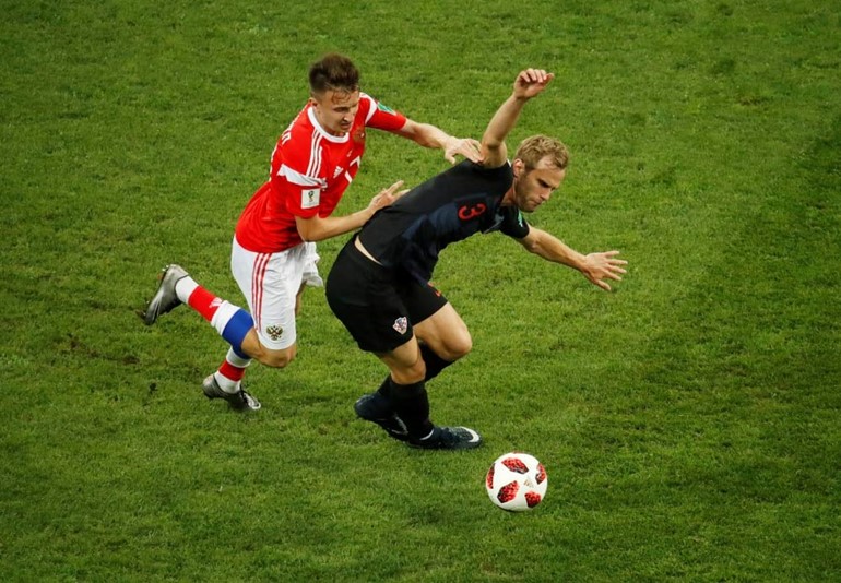 كرواتيا تقصي روسيا بركلات الترجيح 4-3 بعد انتهاء الوقتين الاصلي والاضافي 2-2 ويضرب موعدا مع انجلترا بنصف النهائي