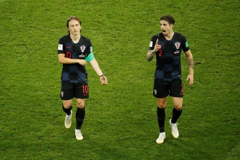 كرواتيا تقصي روسيا بركلات الترجيح 4-3 بعد انتهاء الوقتين الاصلي والاضافي 2-2 ويضرب موعدا مع انجلترا بنصف النهائي