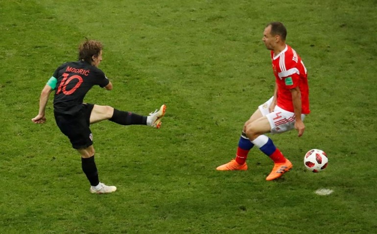 كرواتيا تقصي روسيا بركلات الترجيح 4-3 بعد انتهاء الوقتين الاصلي والاضافي 2-2 ويضرب موعدا مع انجلترا بنصف النهائي