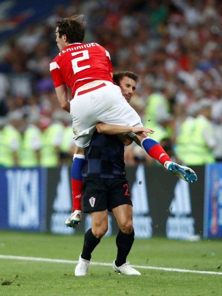 كرواتيا تقصي روسيا بركلات الترجيح 4-3 بعد انتهاء الوقتين الاصلي والاضافي 2-2 ويضرب موعدا مع انجلترا بنصف النهائي