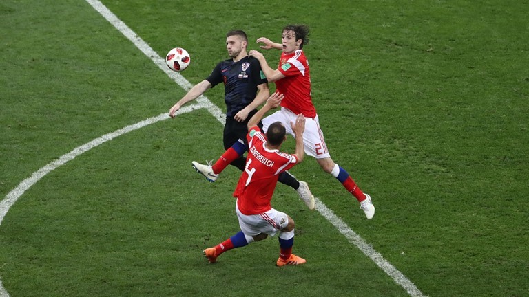 كرواتيا تقصي روسيا بركلات الترجيح 4-3 بعد انتهاء الوقتين الاصلي والاضافي 2-2 ويضرب موعدا مع انجلترا بنصف النهائي