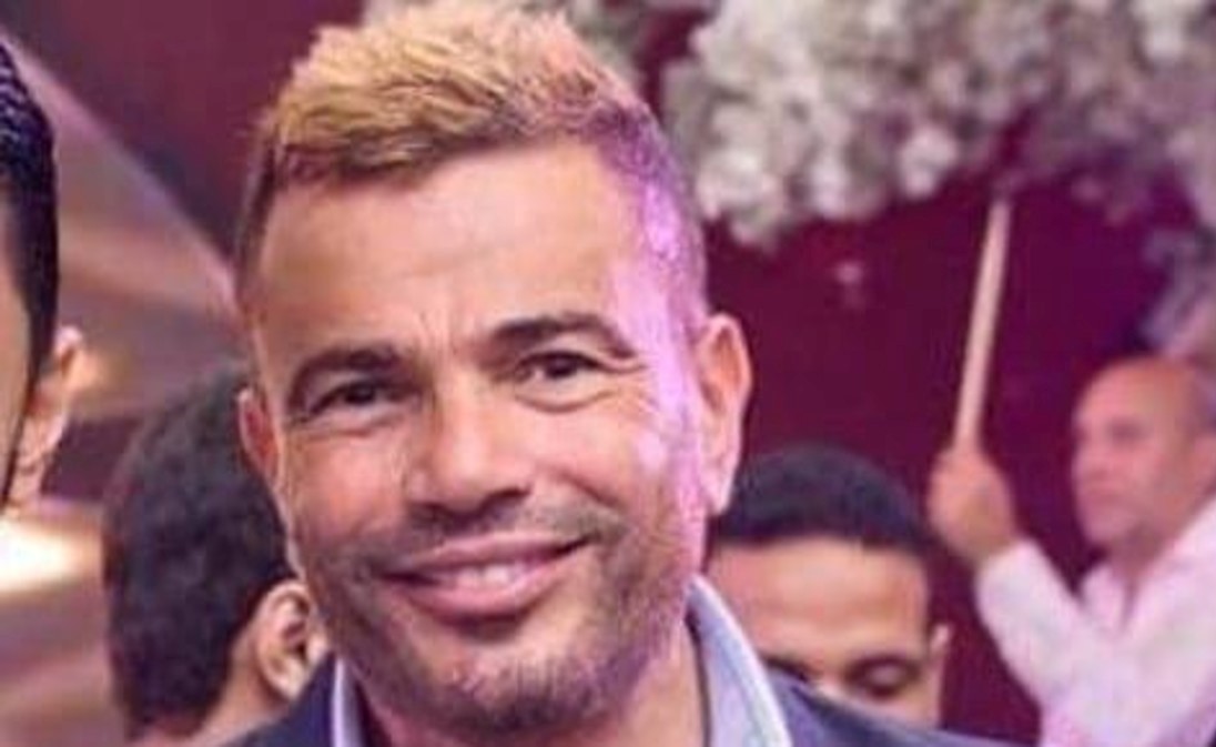 صورة: عمرو دياب يصدم جمهوره بـ "لوك" غريب