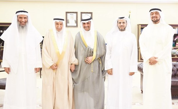 رئيس مجلس الأمة مرزوق الغانم خلال استقباله وفد مجلس الإدارة الجديد لجمعية الإصلاح الاجتماعي﻿