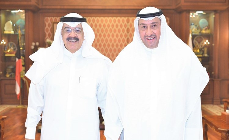 الشيخ فيصل الحمود مستقبلا يوسف الجاسم ﻿