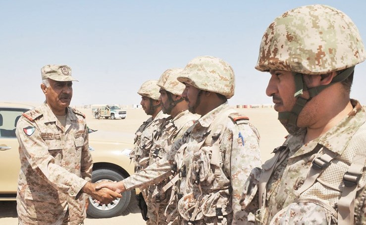 رئيس الأركان الفريق الركن محمد الخضر يتفقد الإجراءات الاحترازية في الحدود الشمالية﻿