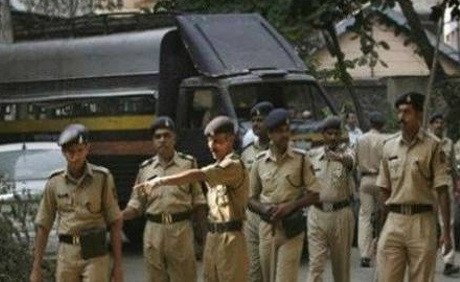 القبض على 18 شخصًا بتهمة اغتصاب فتاة صماء عمرها 11 عاما بالهند