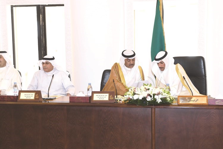 مرزوق الغانم والشيخ صباح الخالد والشيخ خالد الجراح ﻿