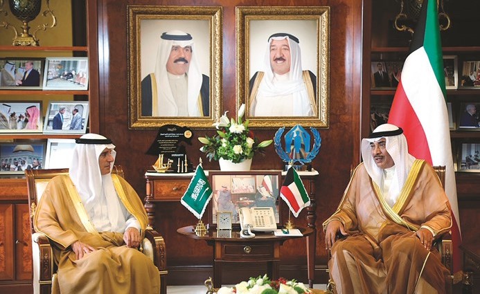 الشيخ صباح الخالد وعادل الجبير خلال المباحثات الرسمية ﻿