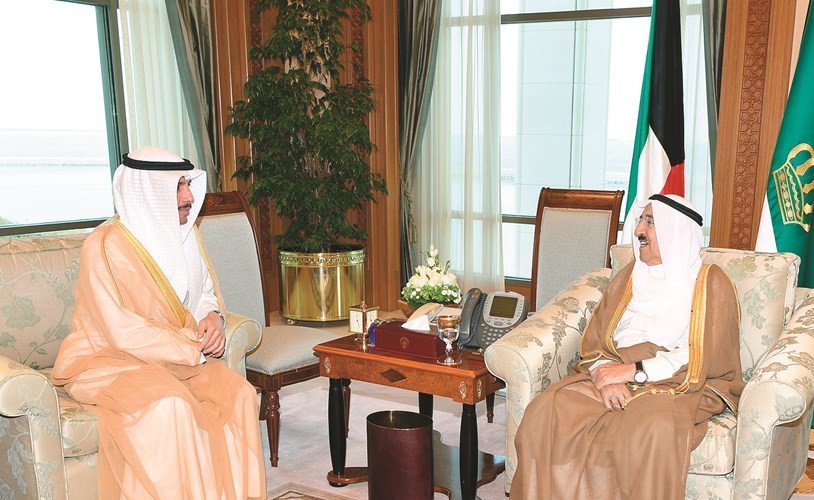 صاحب السمو الأمير الشيخ صباح الأحمد مستقبلا رئيس مجلس الأمة مرزوق الغانم ﻿