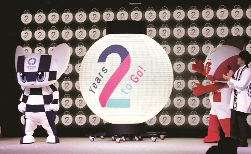 تميمتا الأولمبياد ميريتوا والبارالمبيكس سومييتي تعلنان العد التنازلي لـ طوكيو 2020 ﻿