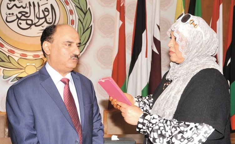 سعود الحربي متحدثا إلى الزميلة هناء السيد﻿