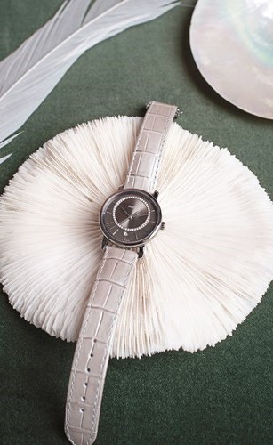 ساعة DiaMaster Diamonds من Rado حان وقت إبراز إشراقتك المبدعة