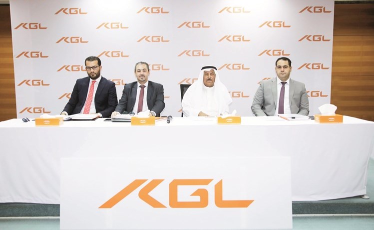 رئيس مجلس إدارة كي جي ال ماهر معرفي أثناء عمومية الشركة﻿
