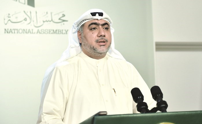 خالد الشطي متحدثا﻿