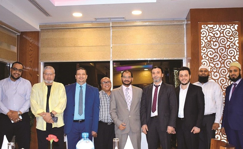 صورة جماعية مع الشركات المشاركة في العرض الصيفي﻿