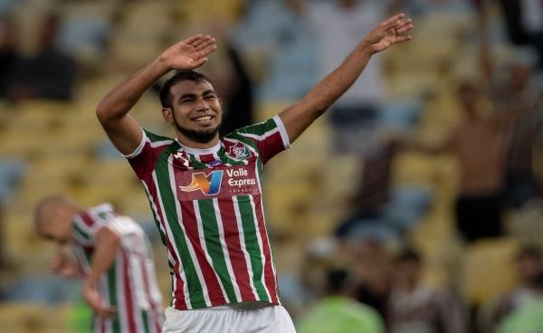بالفيديو.. لاعب فلومينينسي البرازيلي يُبهر الجماهير بهدف عالمي