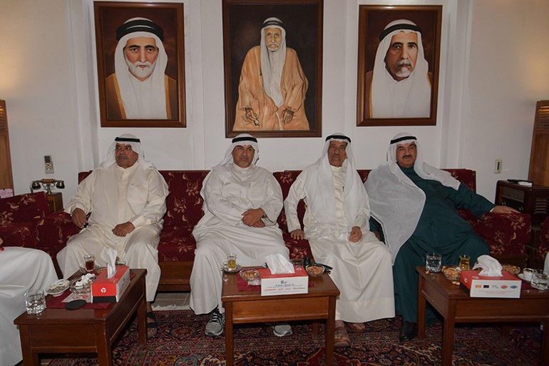  سمو الشيخ ناصر المحمد وروضان الروضان وعدد من الحضور