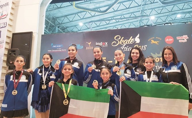 لاعبات منتخب الكويت للفيغر متوجات بالميداليات﻿