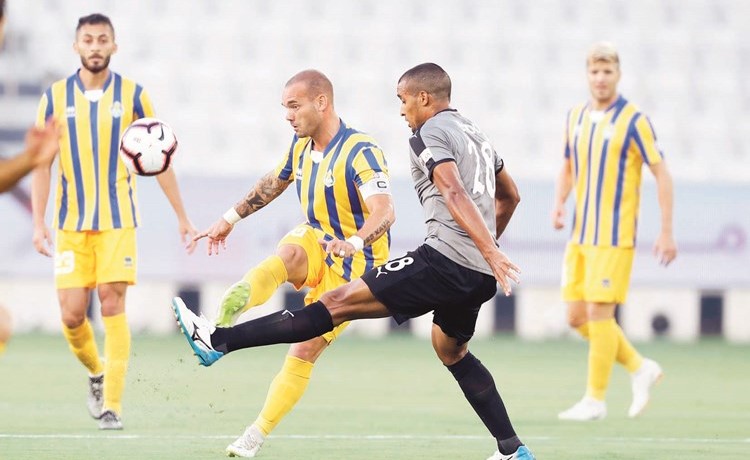لاعب الغرافة شنايدر يخسر أمام فريق قطر