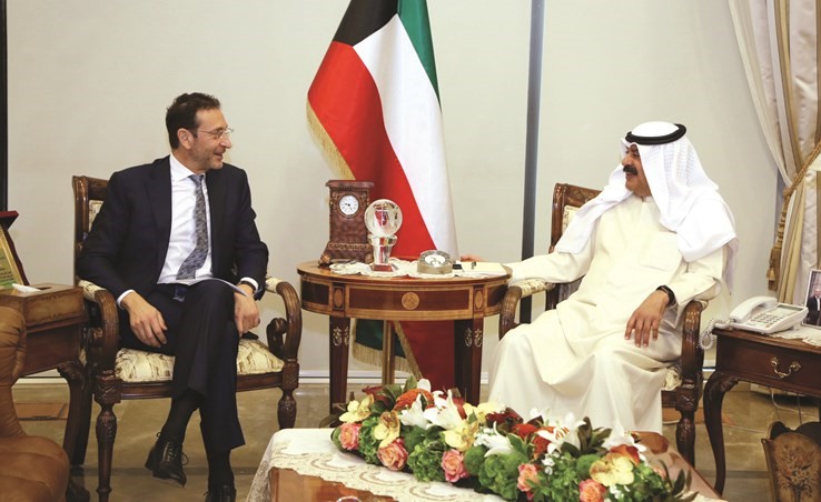 خالد الجارالله مستقبلا سفير إيطاليا جيوسيبي سكونياميليو﻿