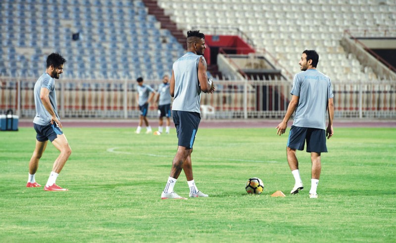 جانب من تدريب سابق للكويت  (محمد هاشم)