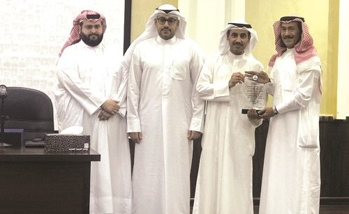 تكريم د.إبراهيم الشريفي من رابطة الأدباء﻿