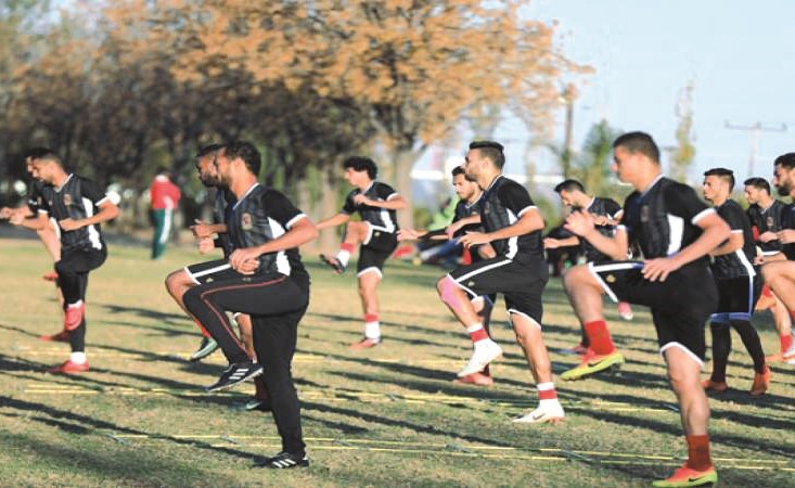 الأهلي يتجهز للنجمة ويستعيد جهود المصابين