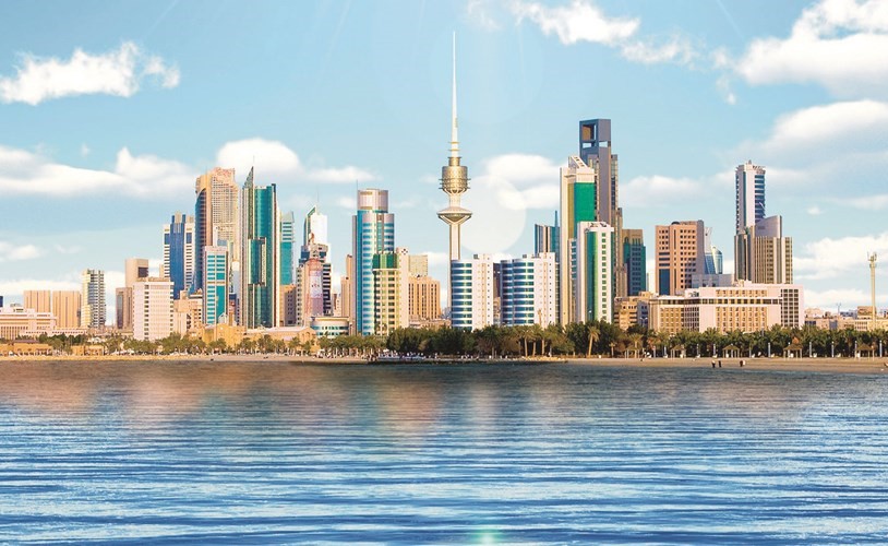 أجور العاملين بالحكومة متضخمة.. الأعلى بالمنطقة