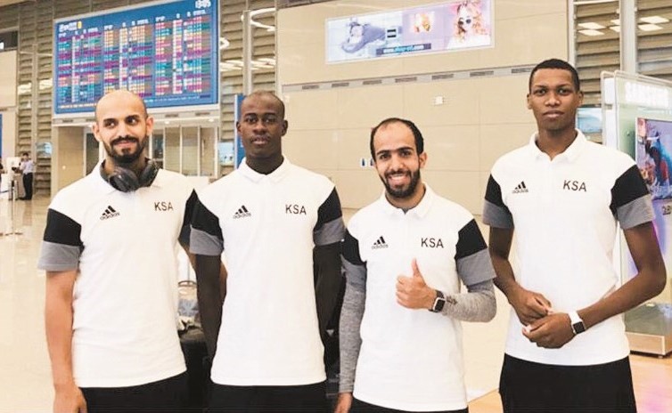 لاعبو المنتخب السعودي للتايكوندو علي عسيري وحمد المبروك وغازي الأسمري وسعود المولد﻿